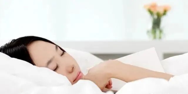 肝臟不好，睡眠不好！出現(xiàn)這些睡眠問題，可能預(yù)示你的肝臟出了問題